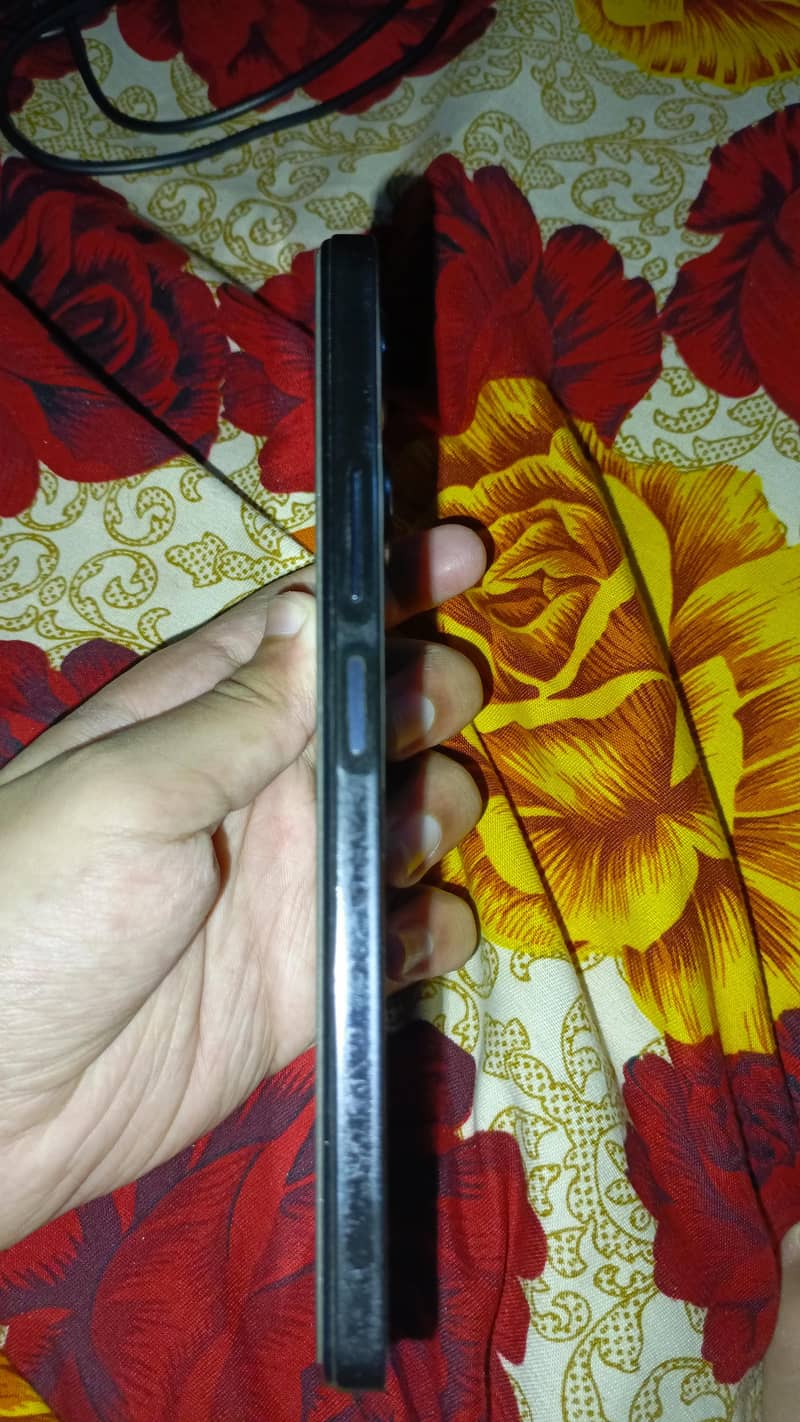 Infinix Note 30 7
