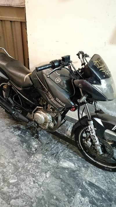 Yamaha YBR 125