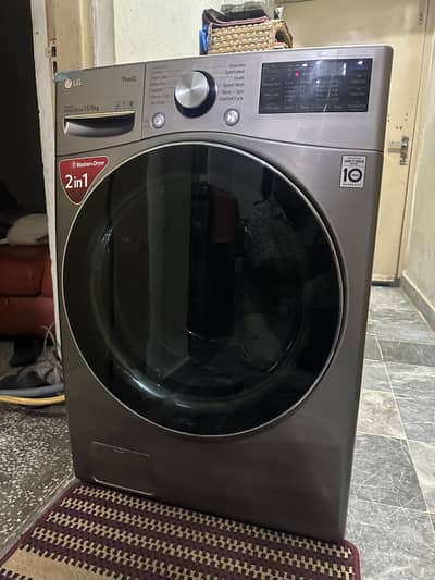 LG 15/8KG AUTOMATIC FRONT LOAD WASHER & DRYER Model F0L9DGP2S