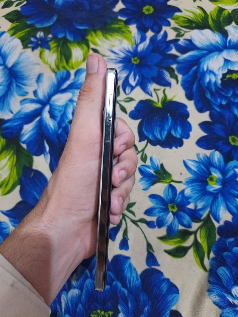 Tecno CAMON 30 4
