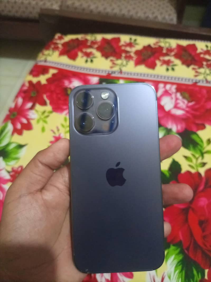 Apple iPhone 14 Pro Max 3