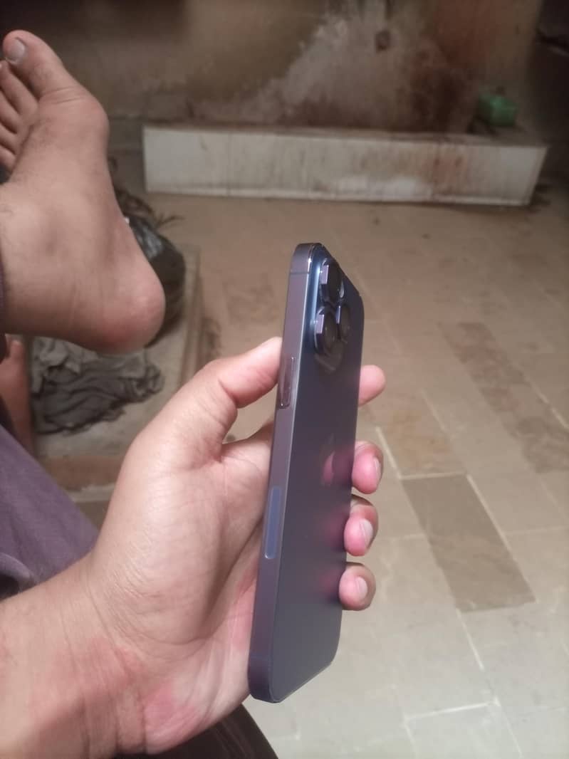 Apple iPhone 14 Pro Max 10
