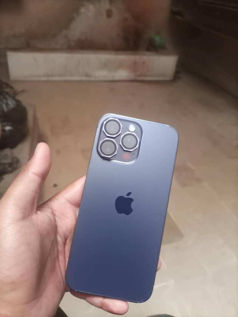 Apple iPhone 14 Pro Max 13