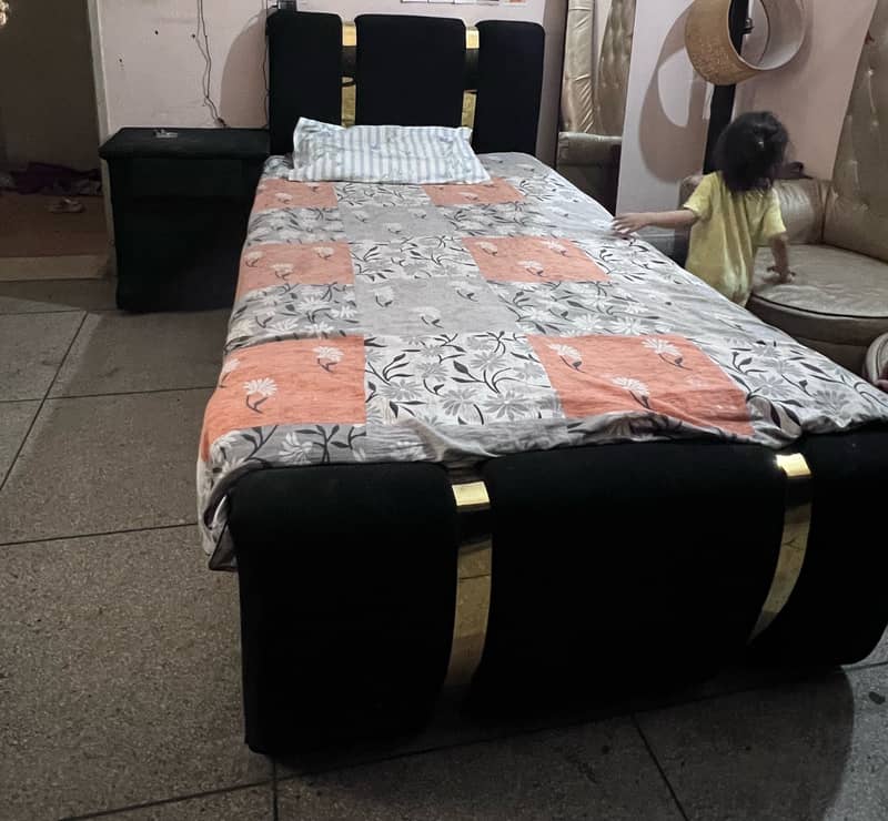 Single bed 1