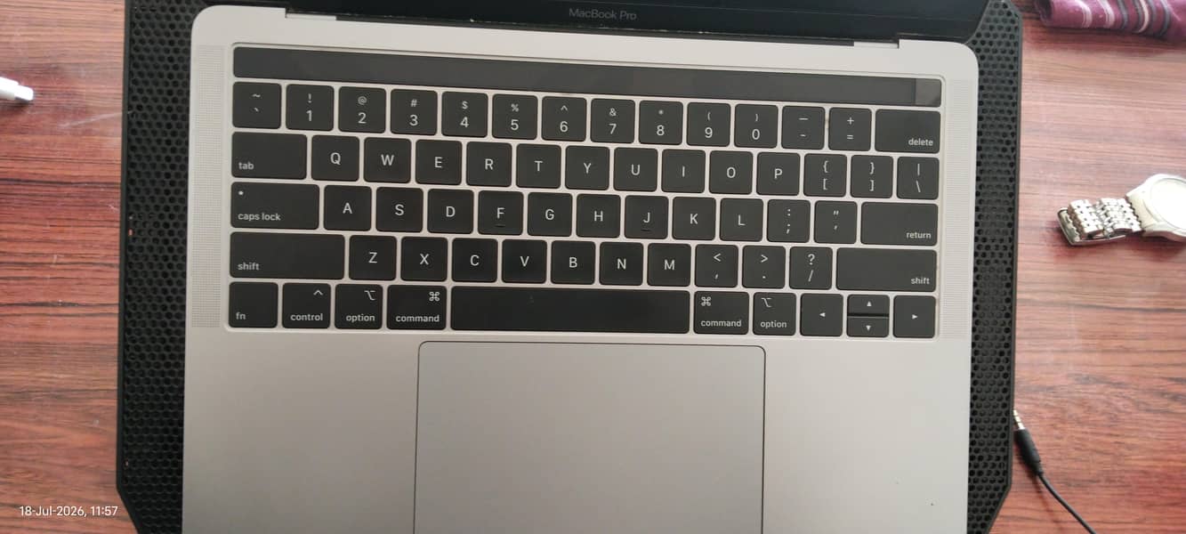 Apple MacBook Pro 1