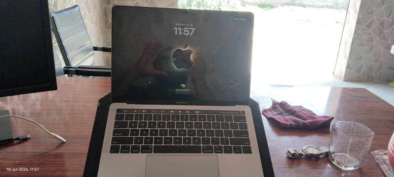 Apple MacBook Pro 2