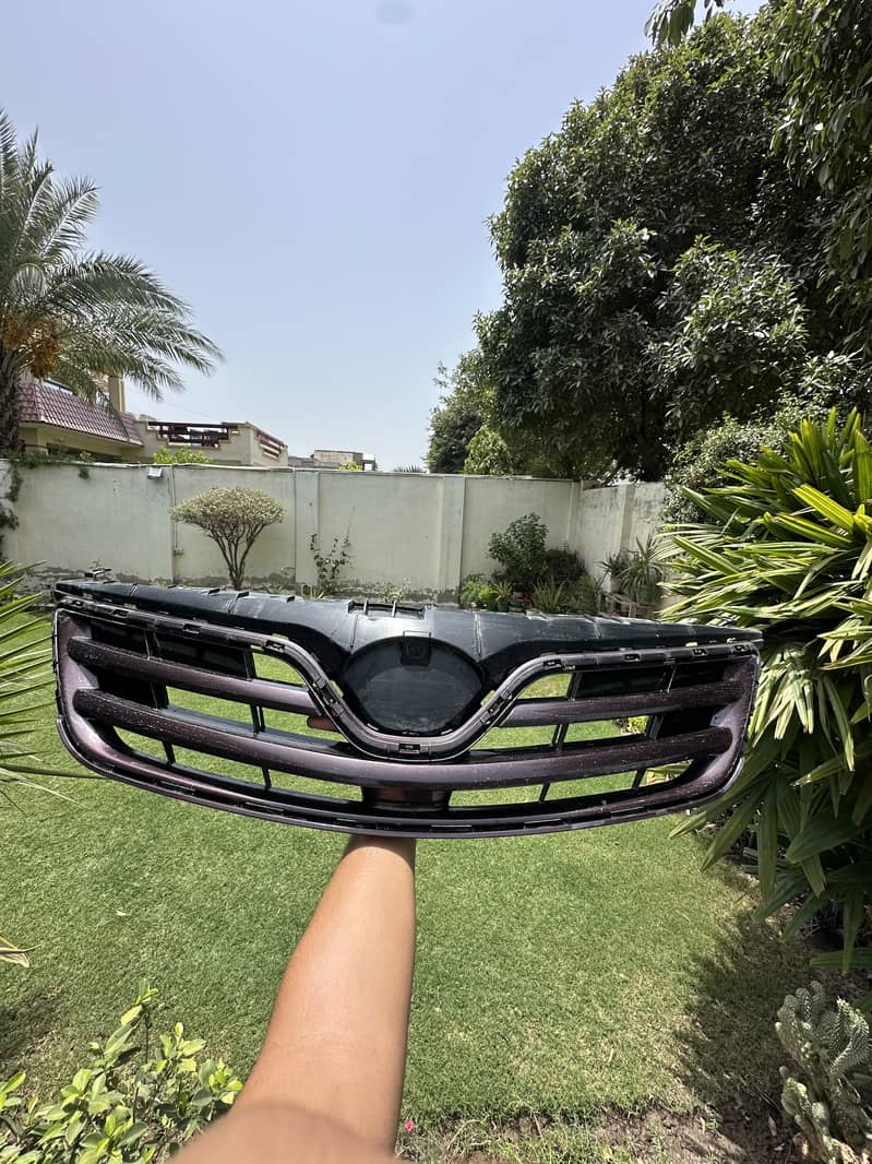 corolla front grill 5