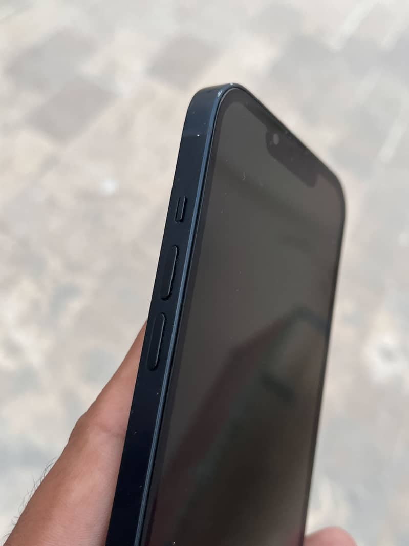 iphone 13 4