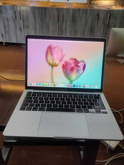 MacBook pro 2020 32gb RAM 512 SSD core i7