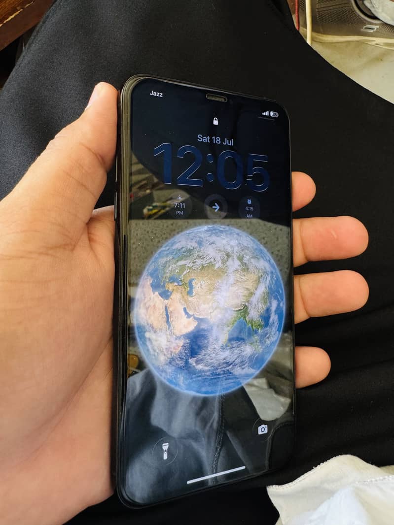 Iphone 11 pro max 2