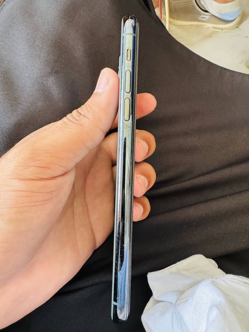 Iphone 11 pro max 3