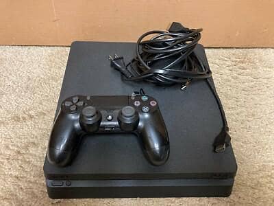 PS4 Slim 500 GB used