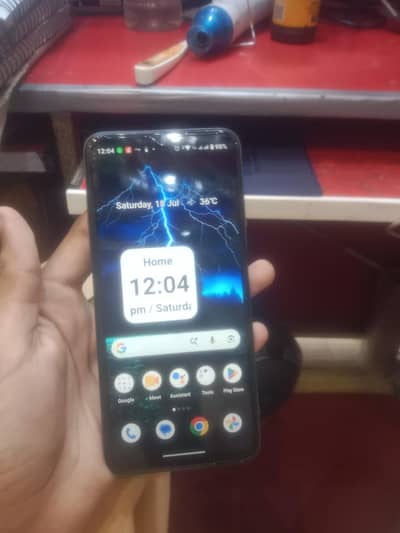 Realme C35