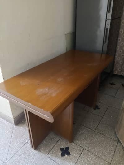 wood table and four chairs slightly used good condition