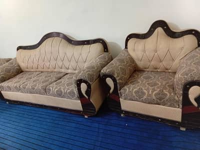 sofa set 3 ,2,1, seater in pure quality wood in good condition