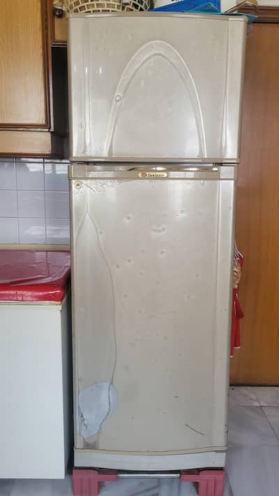 Dawlance Medium Size Fridge, Good condition