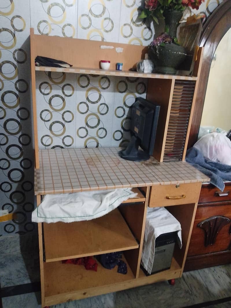 computer table 0