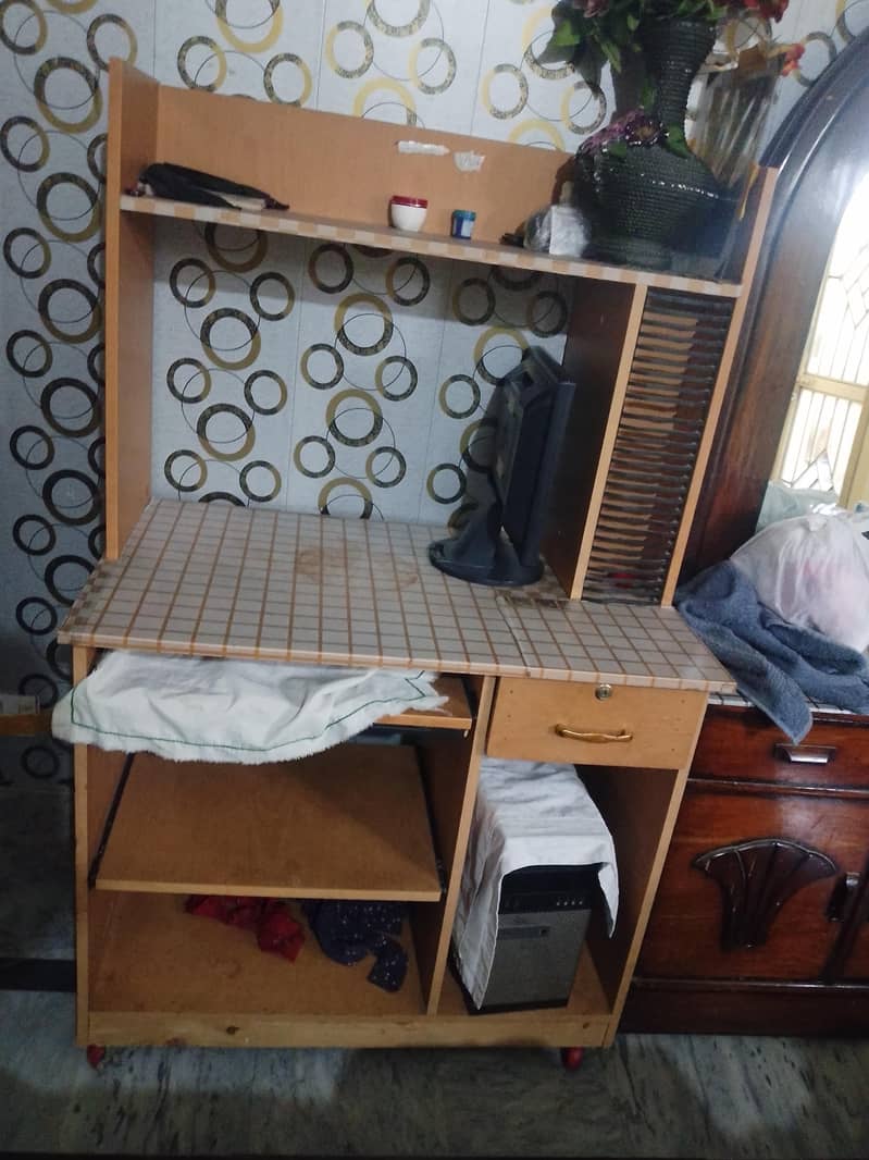 computer table 2