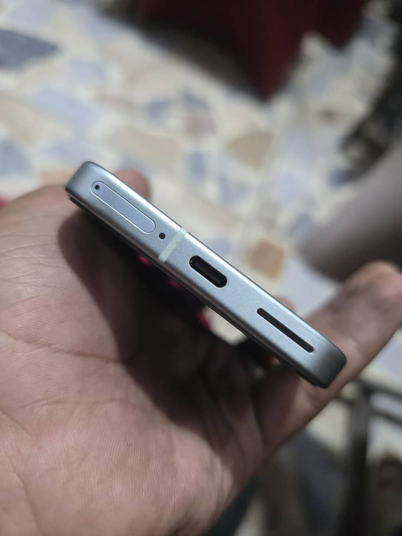 Google Pixel 9 2