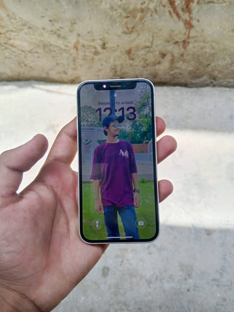 Apple iPhone 12 mini 3
