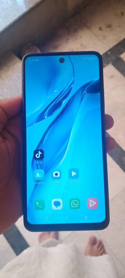 Infinix Hot 40i