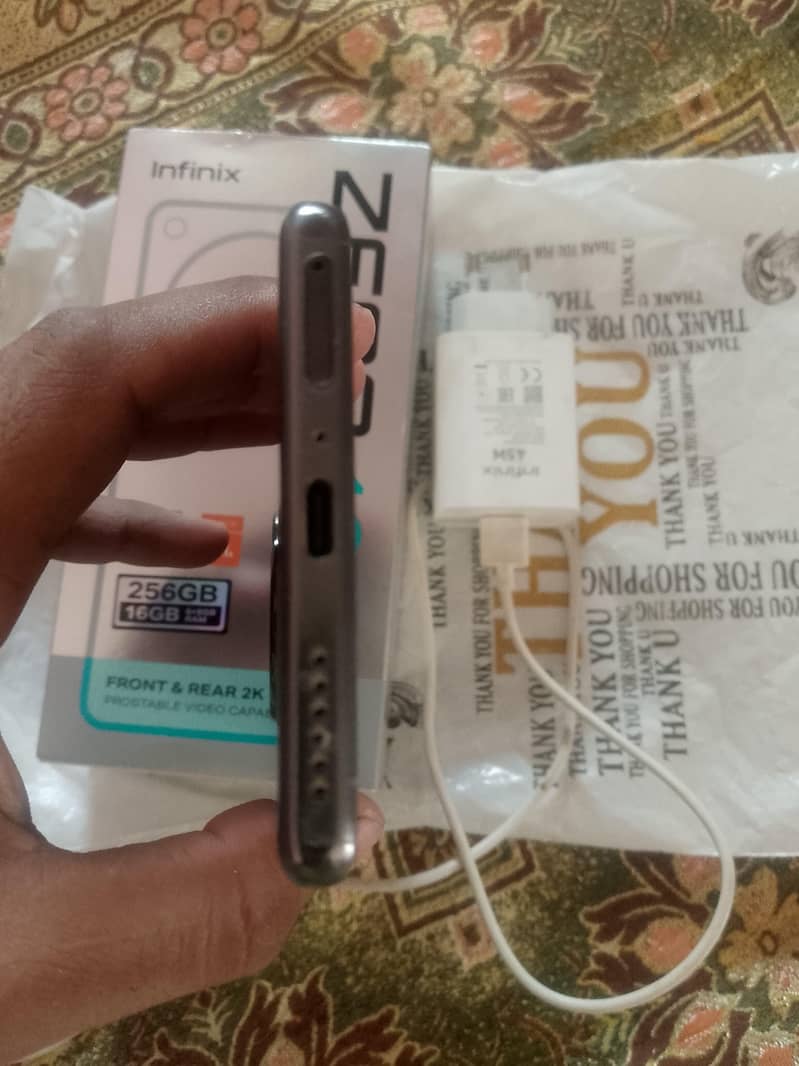 Infinix Zero 40 5