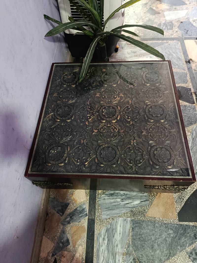 centre table 0