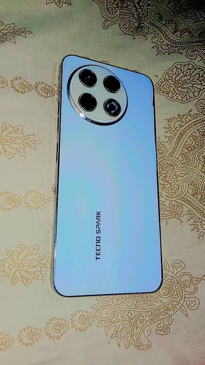 Tecno SPARK 30 Pro