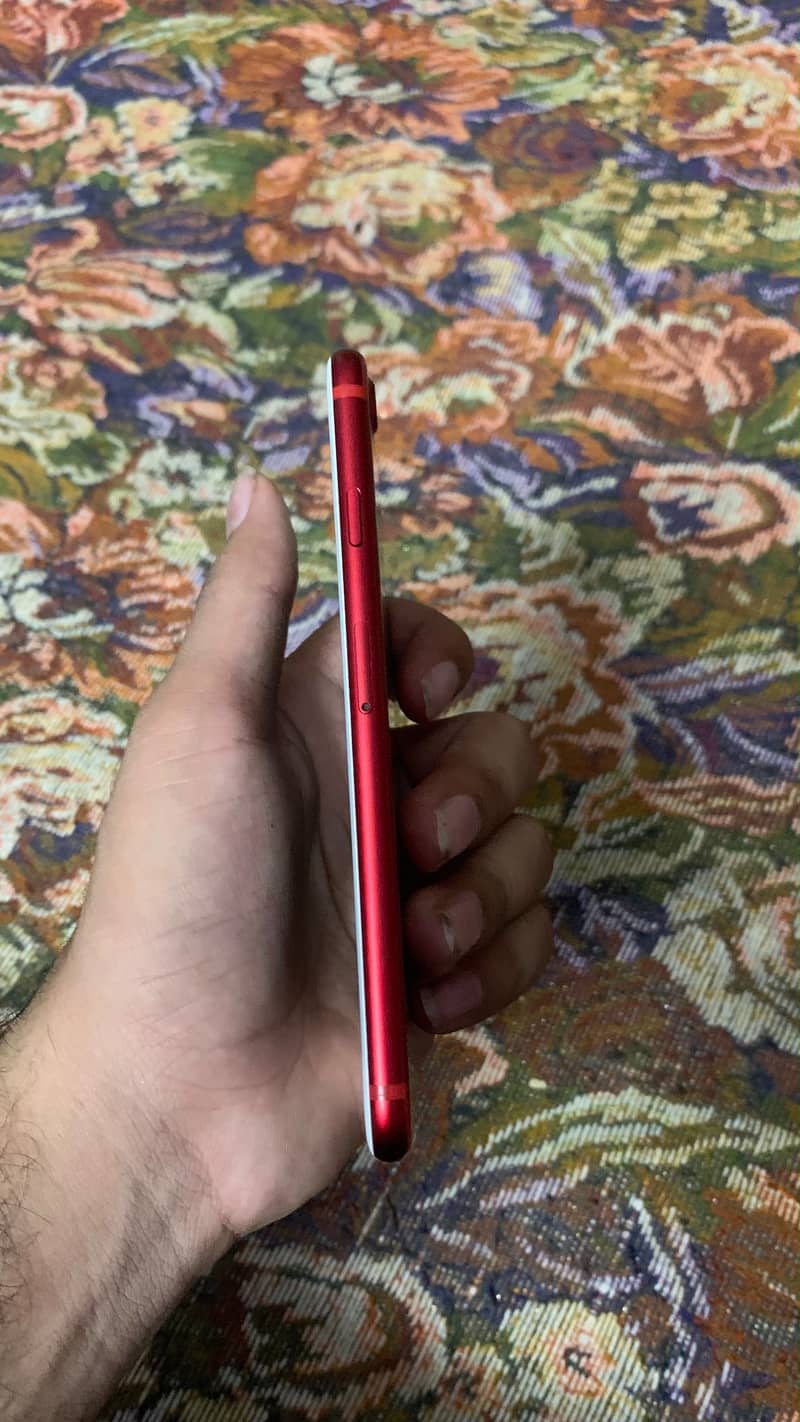 iPhone 7 3
