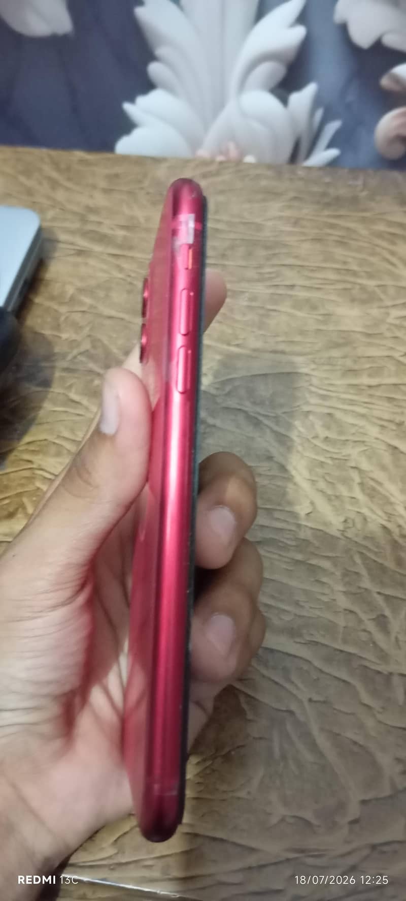 Apple iPhone 11 3