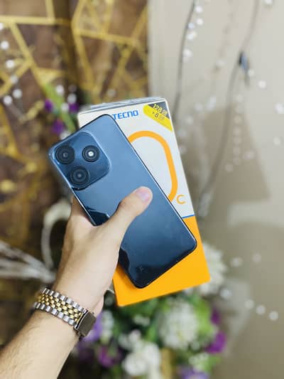 Tecno Spark 10C 8+128gb with box and charger