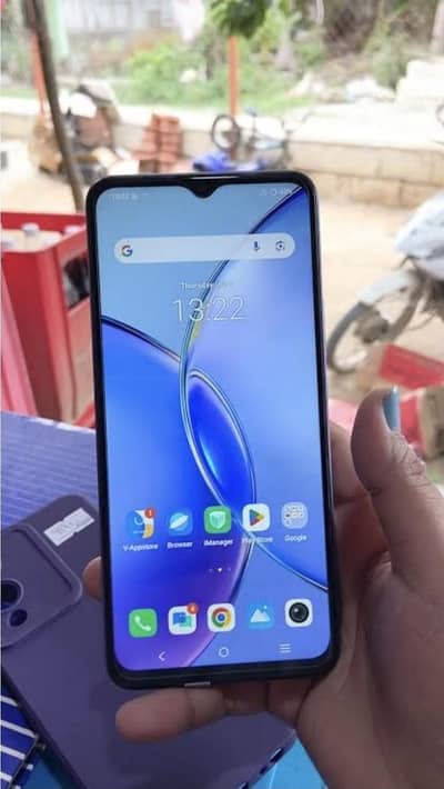 Vivo Y17s