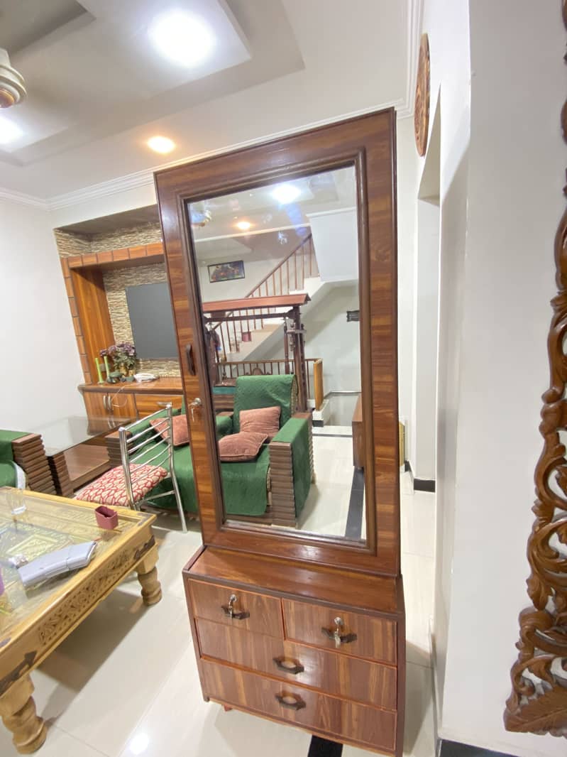 Vanity , Dressing table, with Mirror 0