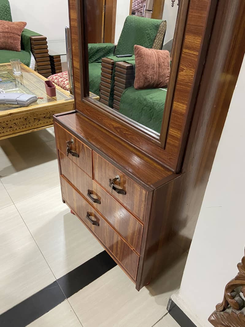 Vanity , Dressing table, with Mirror 3