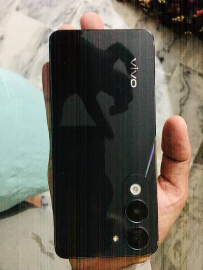 Vivo Y04 (4GB RAM + 64GB Storage) | Box, Original Charger & Warranty