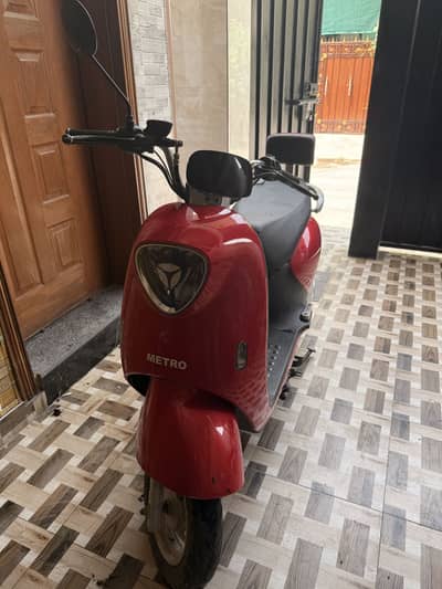 Yadia Metro m6 electric scooter