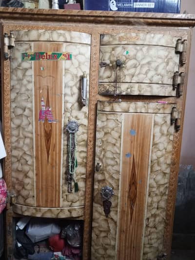 iron Almari And Dressing table Dresser