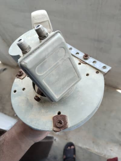 LNB 2 pin