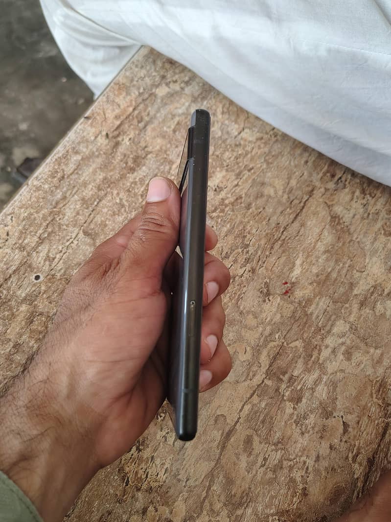 Google Pixel 6a 3