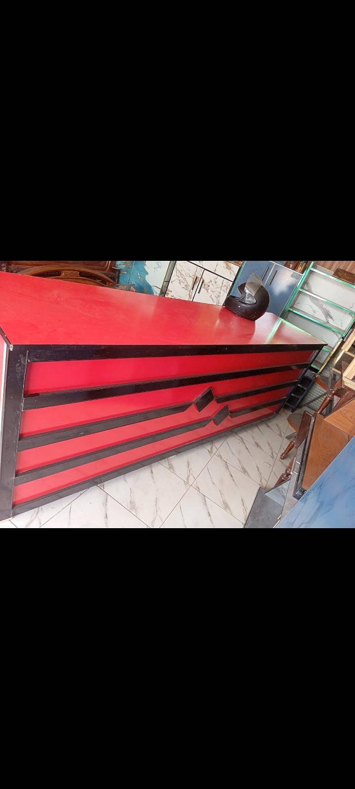 Reception counter 2