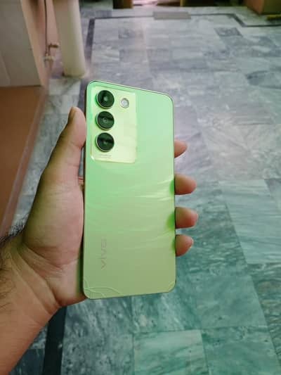 Vivo Y100