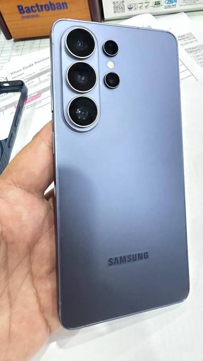 Samsung Mobile S26 Ultra