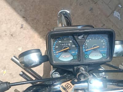 motor bikes