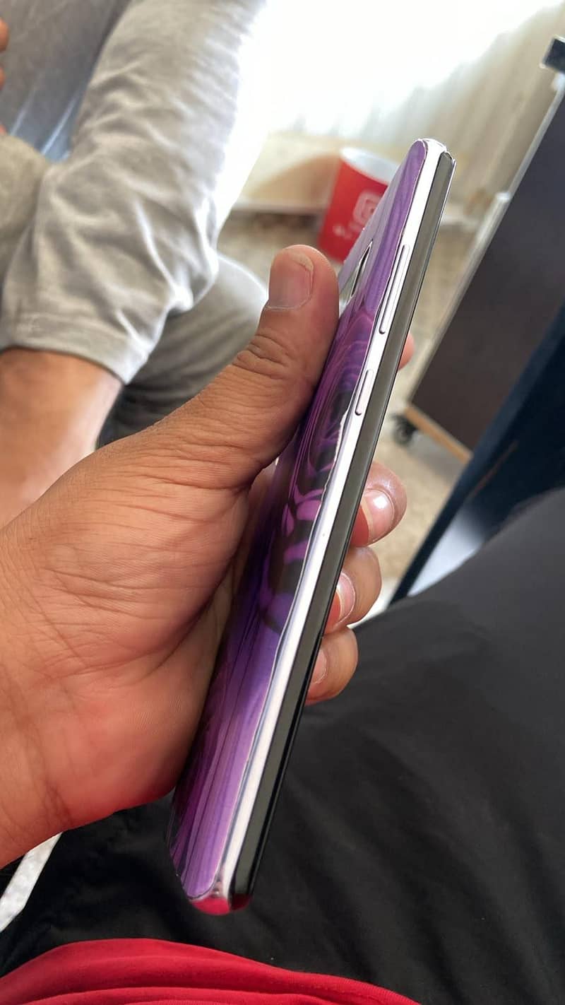 Samsung Mobile Note 8 4