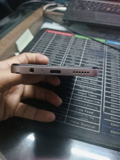 Sparx Neo 8 Pro