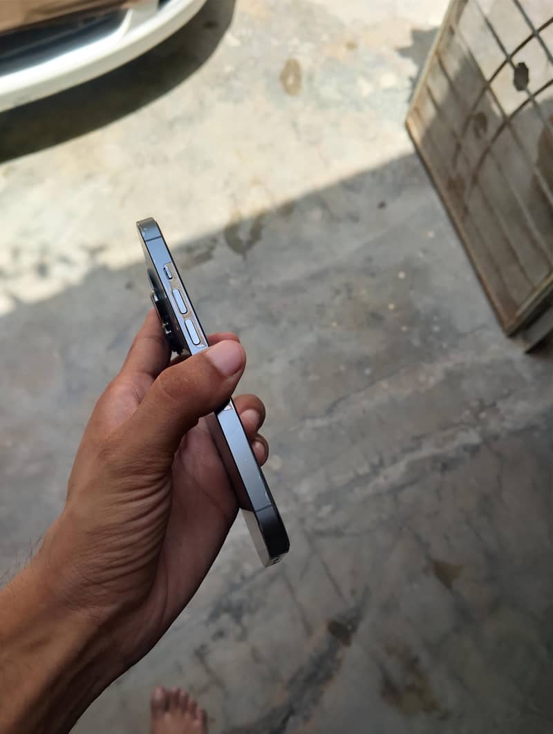 Apple iPhone 13 Pro 5