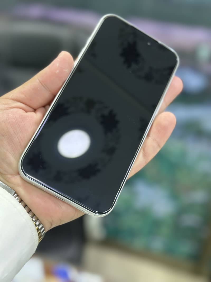 Apple iPhone 17 Pro Max 2