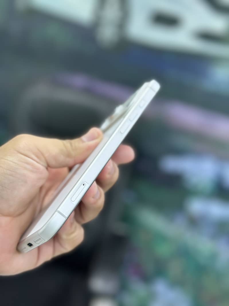 Apple iPhone 17 Pro Max 3