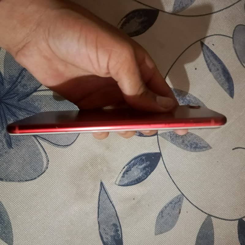 Apple iPhone 7 Plus 1