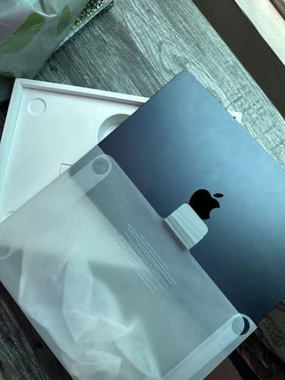 MacBook M2 Air Boxpack New 8 256